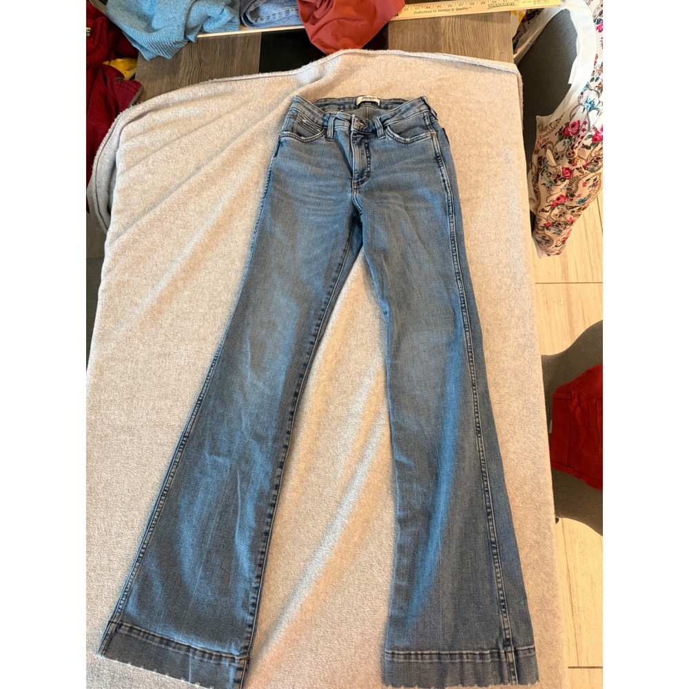 Wrangler Retro High Rise Trouser Jeans Womens 25x36 Light Wash Flare Wide Leg